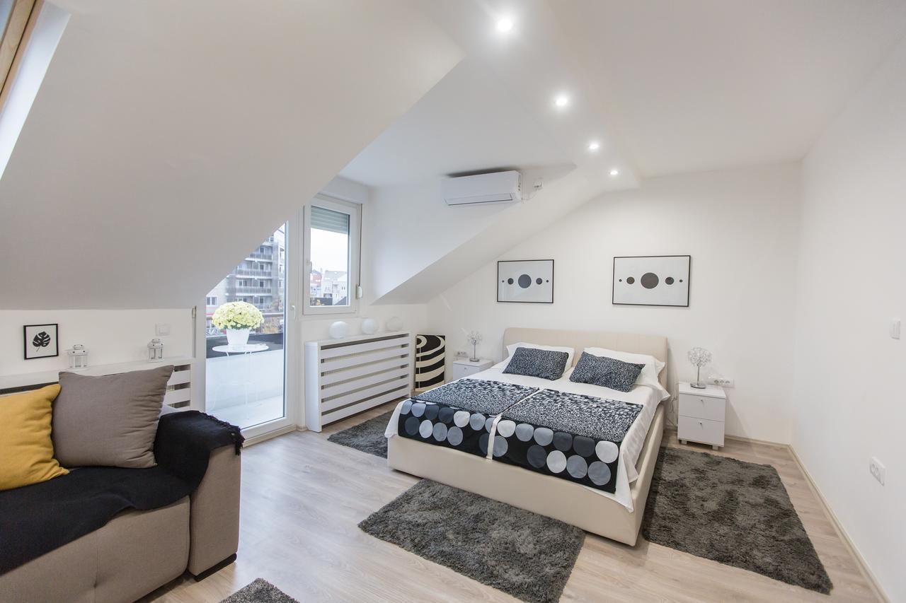 Stan na dan Angel Apartment Novi Sad Bagian luar foto