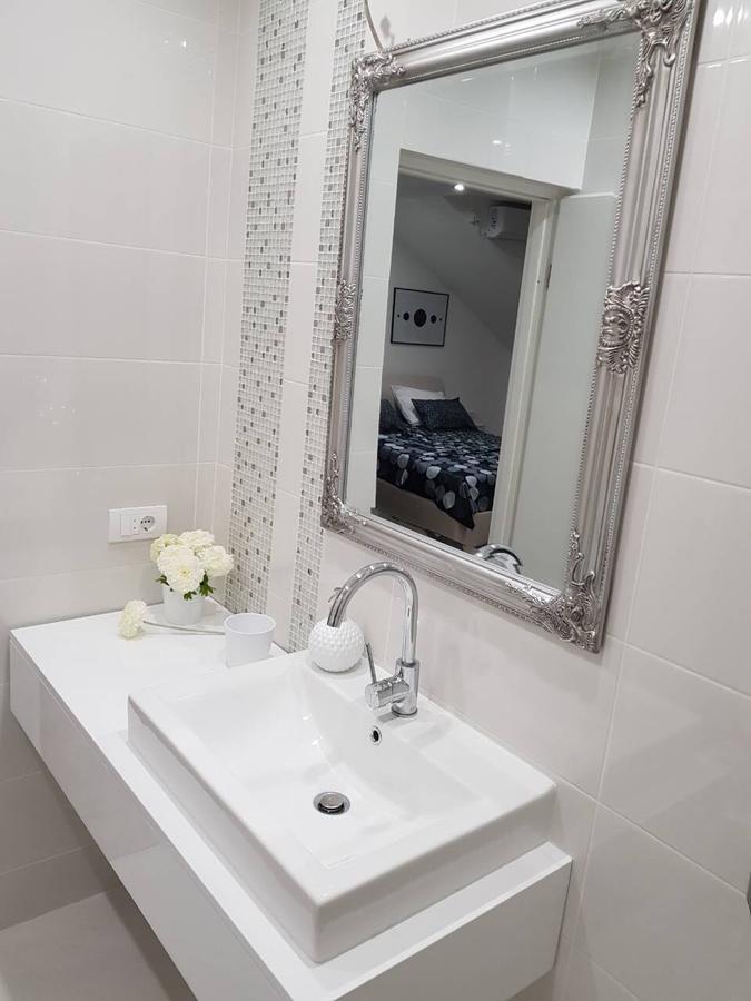 Stan na dan Angel Apartment Novi Sad Bagian luar foto